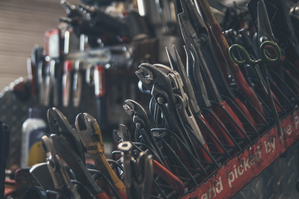 Ferramentas para manutenção e reparos